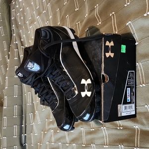 UA Baseball Cleats sz 11.5